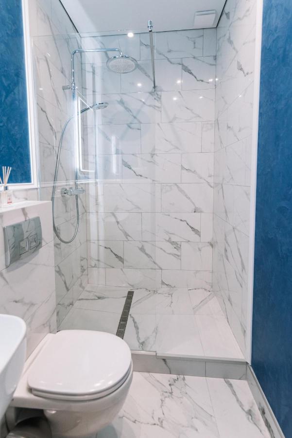 Royal Tower Vip Smart Apartments 3 Киев Экстерьер фото